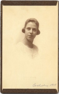 AldaMae Gra ves Jacobs 1918 grad photo